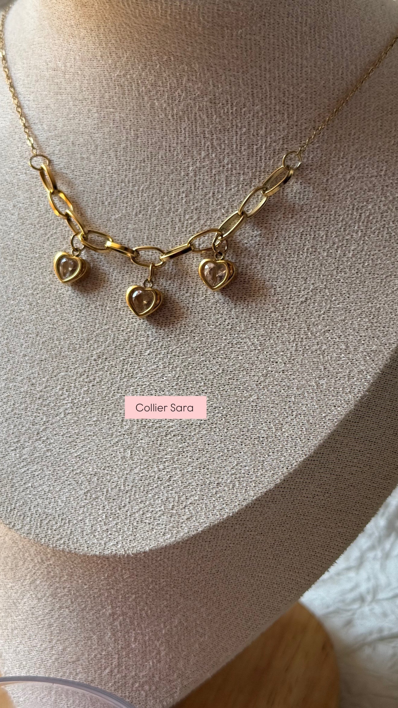 Collier Sara